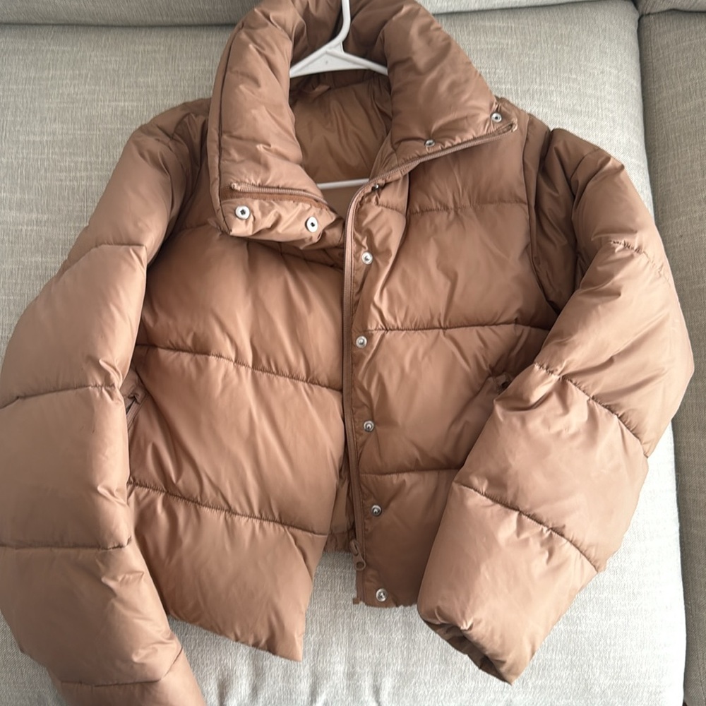 Alo Yoga Womens Gold Rush Puffer - XS - Color: Toasted almond
